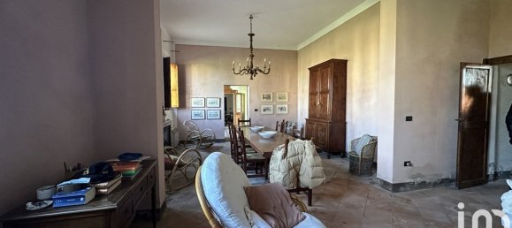 4 bedrooms Building in Bondeno, Italy No. 232972 8