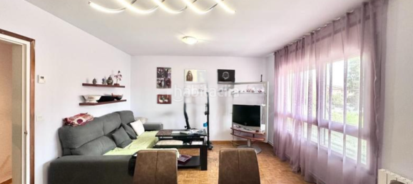 Apartamento de 4 dormitorios en Gerona, Spain No. 184331 2