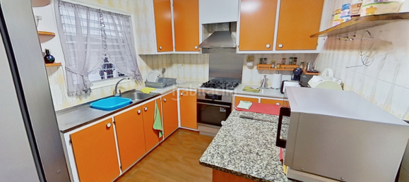 Apartamento de 4 dormitorios en Gerona, Spain No. 184331 10