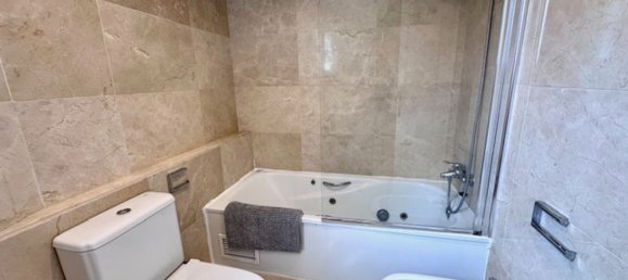 3 Schlafzimmer Penthouse in Marbella, Spain, Nr. 22975 40