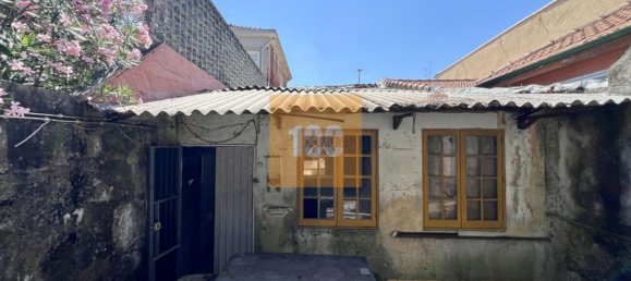 334m² Building in Porto, Portugal No. 83000 19