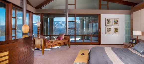 6 bedrooms Commercial property in Avon, USA No. 41 15