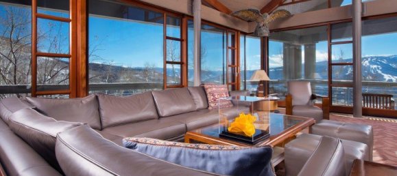 6 bedrooms Commercial property in Avon, USA No. 41 7