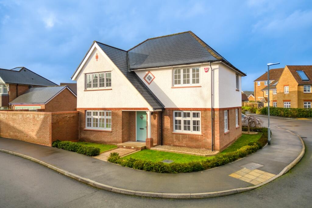 4 bedrooms House in Taunton, United Kingdom No. 13562