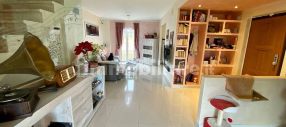 3 bedrooms Villa in Sarteano, Italy No. 197289 8