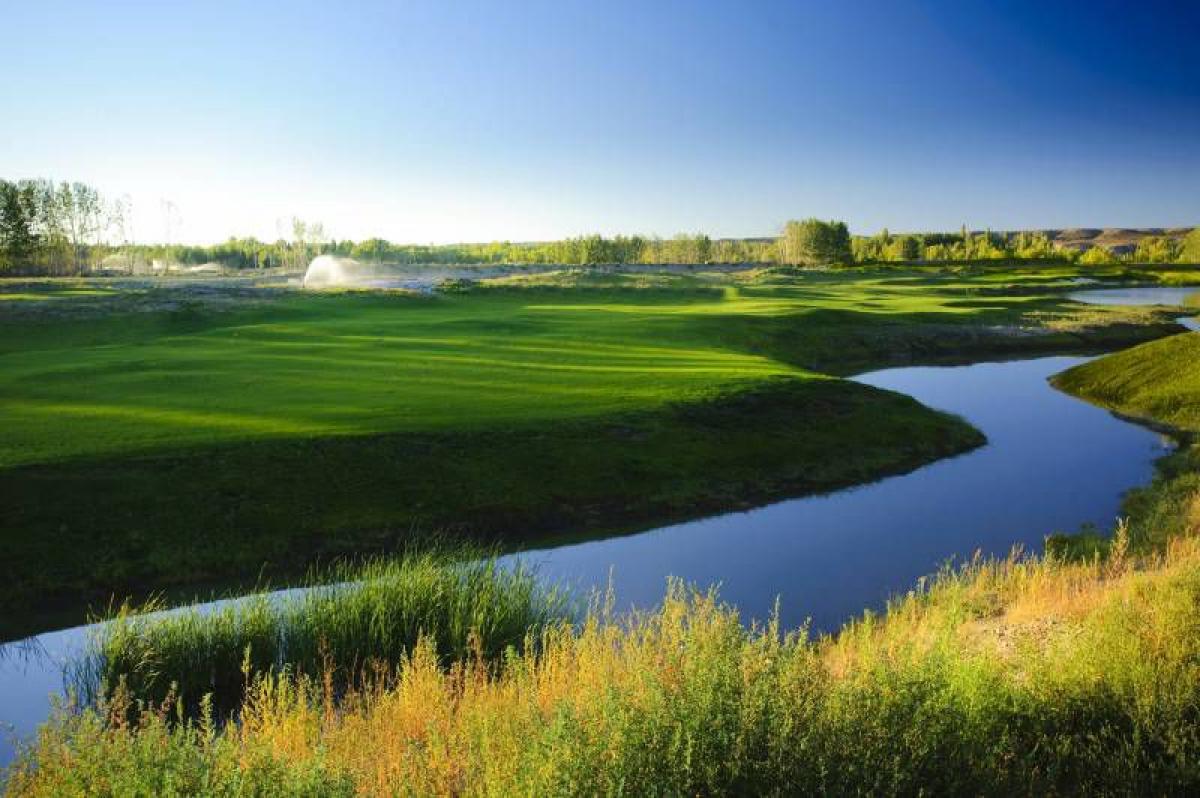  Land in Neuquen, Argentina No. 49984