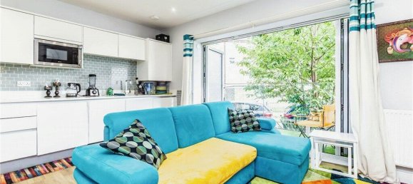 2 bedrooms Apartment in Croydon, United Kingdom No. 7990 14