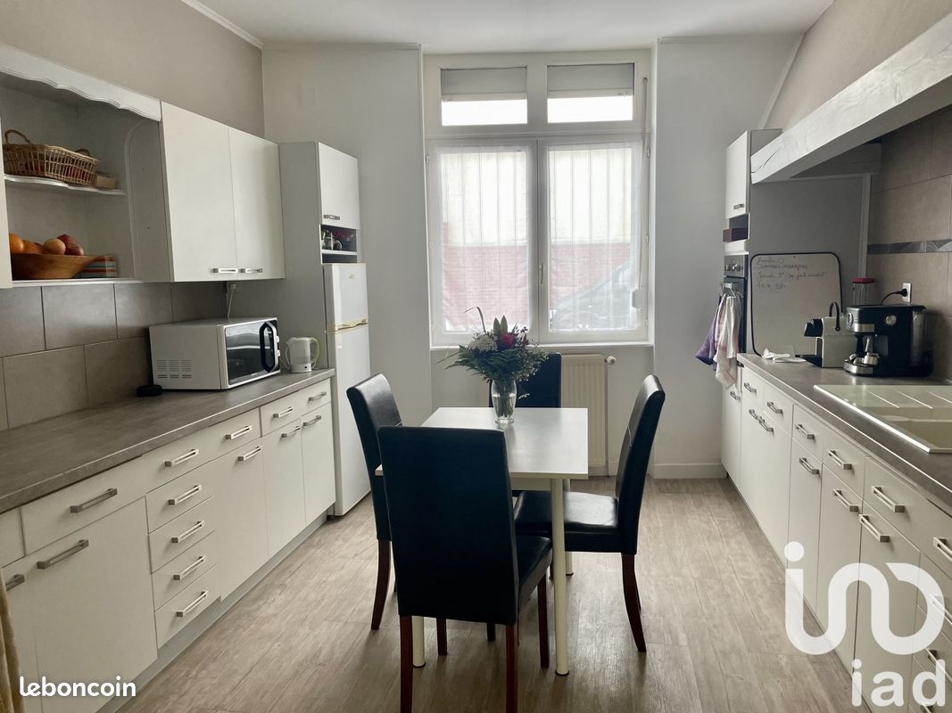 6 غرف نوم منزل في Saint-Quentin, France رقم 64721