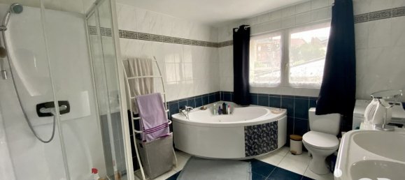 6 غرف نوم منزل في Saint-Quentin, France رقم 64721 3