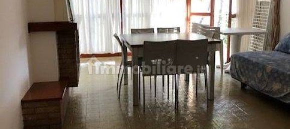 4 bedrooms Apartment in Udine, Italy No. 65795 2