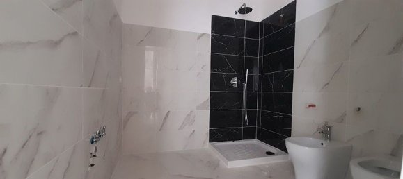 4 rooms House in Manziana, Italy No. 18227 9