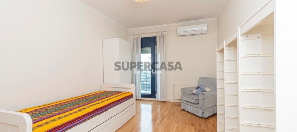 3 bedrooms Apartment in Lisbon, Portugal No. 152019 17