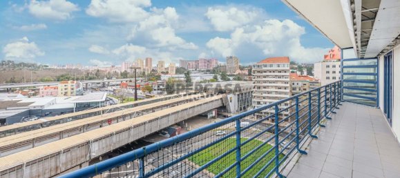 3 bedrooms Apartment in Lisbon, Portugal No. 152019 26