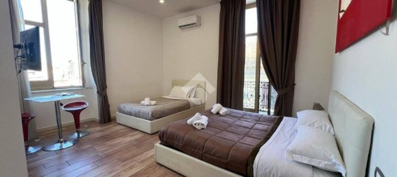 1 room Hotel in Naples, Italy No. 61104 25