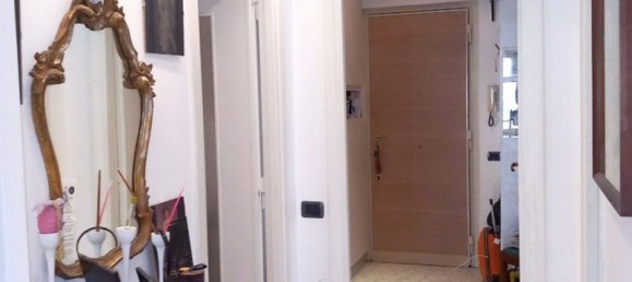 3-salle Appartement à Rome, Italy No. 8941 24