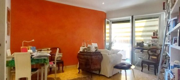 3-salle Appartement à Rome, Italy No. 8941 10