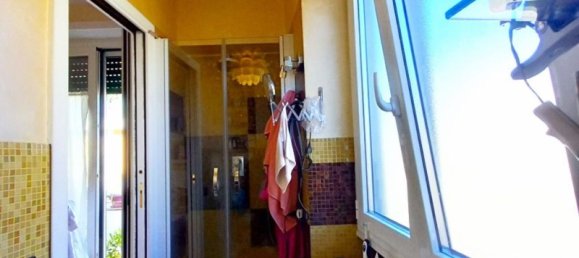 3-salle Appartement à Rome, Italy No. 8941 30