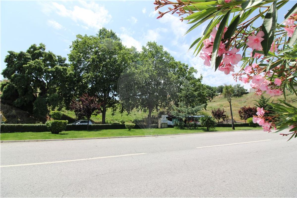 Terreno en Belmonte, Portugal 27941 m² No. 68049