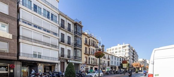 Apartamento de 2 dormitorios en Granada, Spain No. 89112 32