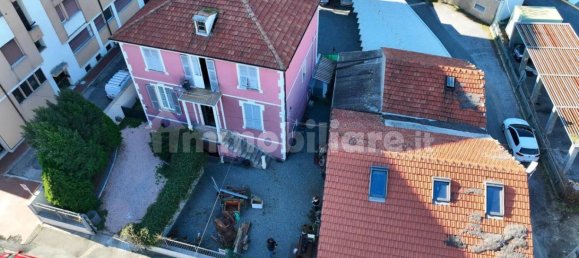 4 bedrooms Apartment in Albisola Superiore, Italy No. 58914 3