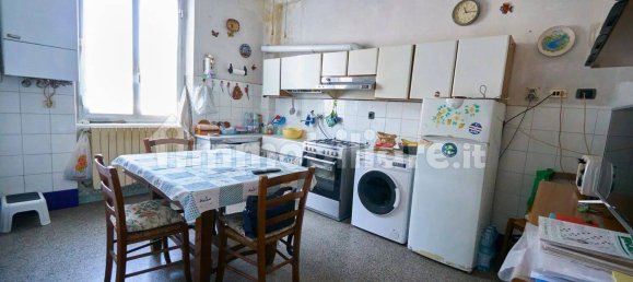 4 bedrooms Apartment in Albisola Superiore, Italy No. 58914 6