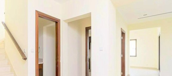 Villa T5 em Arabian Ranches 2, UAE N.º 436 8