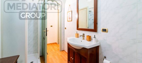 Apartamento de 2 dormitorios en Ancona, Italy No. 225794 27