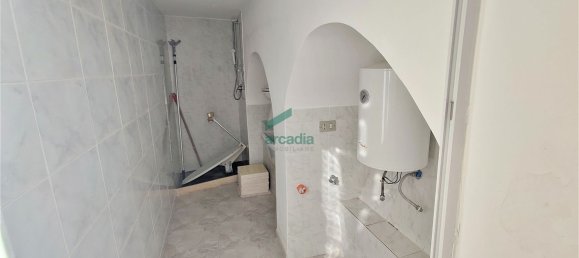 Casa de 7 divisões em Monopoli, Italy N.º 89998 21