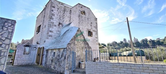 Casa de 7 divisões em Monopoli, Italy N.º 89998 8