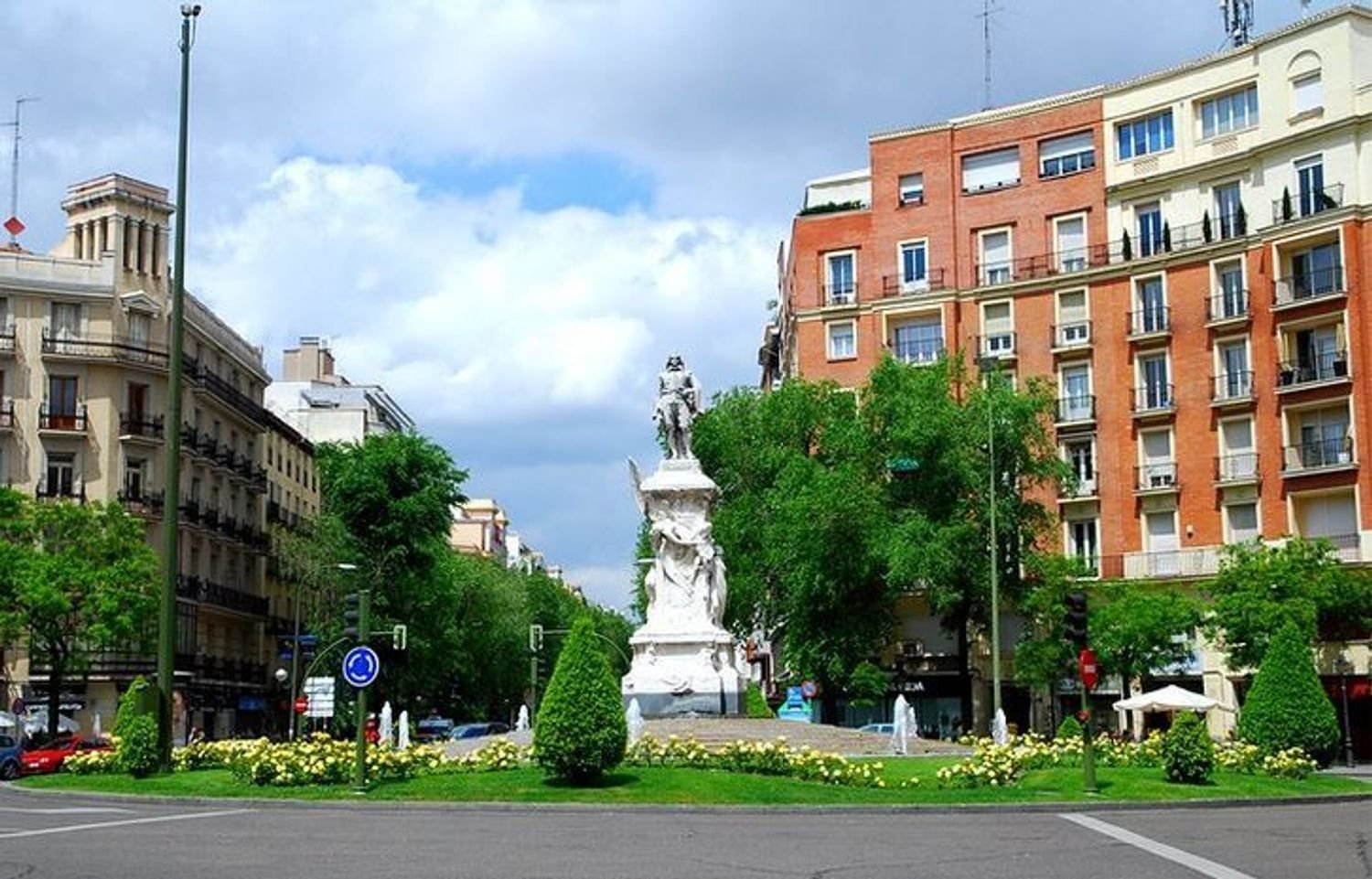 135m² Office in Madrid, Spain No. 252376