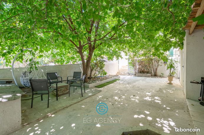 Дом с 3 спальнями в Марсель, Франция № 315596