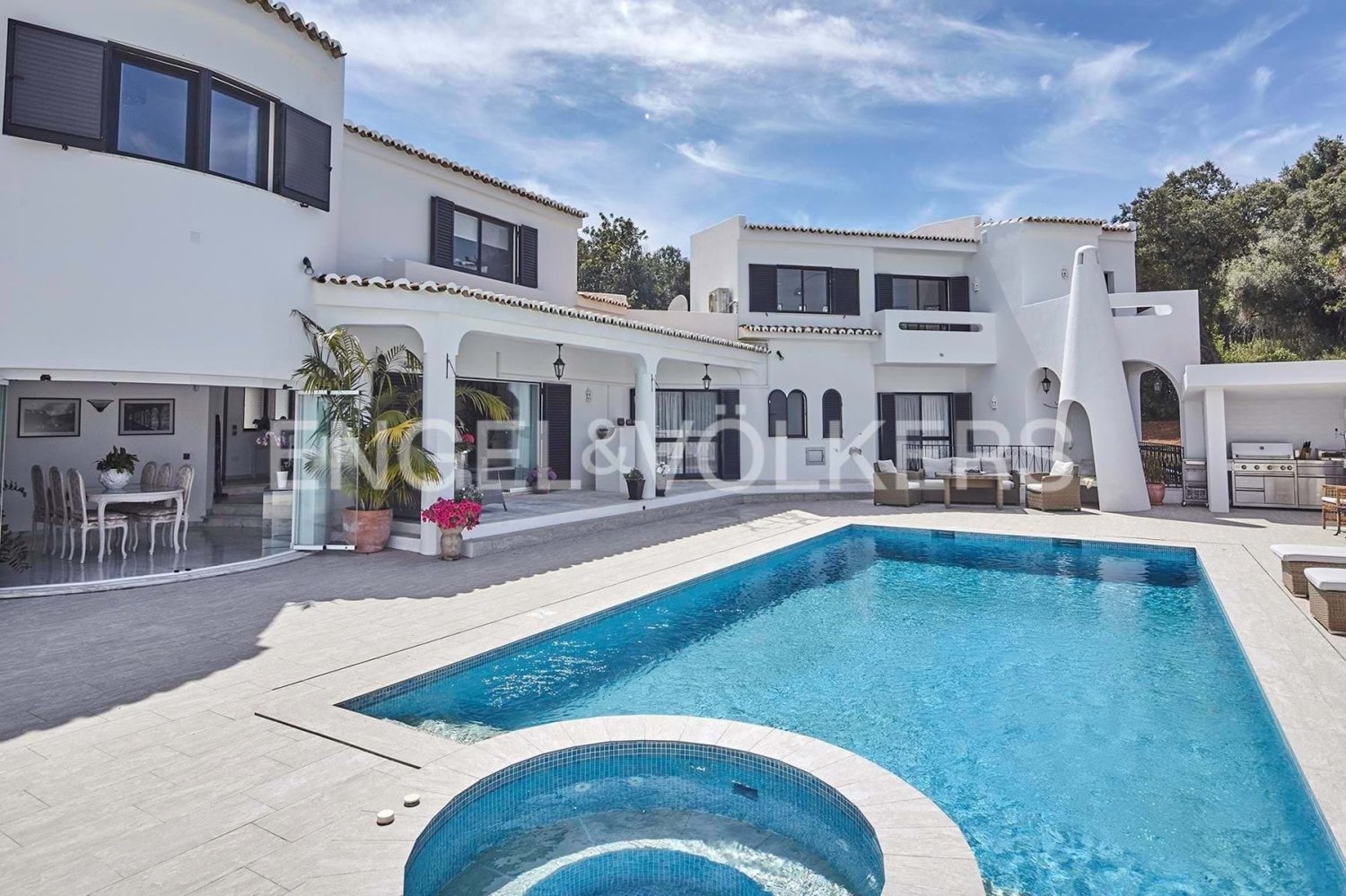 4 Schlafzimmer Villa in Mexilhoeira Grande, Portugal, Nr. 337260