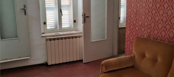 6 rooms House in Morrovalle, Italy No. 88604 3