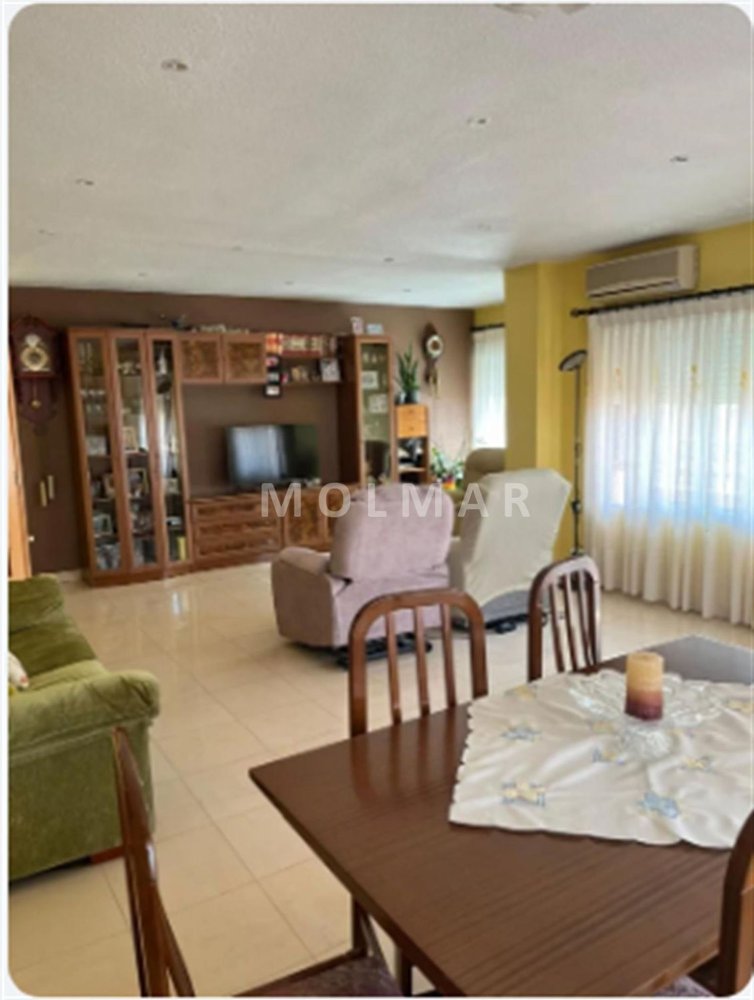 3 chambres Appartement à Alginet, Spain No. 215935