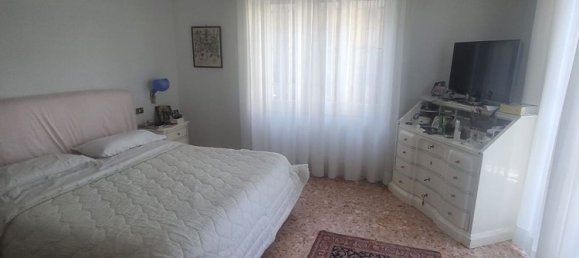 3غرفة شقة في Naples, Italy رقم 198319 12