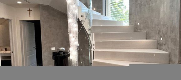 10 rooms Villa in Desenzano del Garda, Italy No. 176573 22