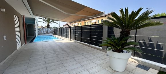 10 rooms Villa in Desenzano del Garda, Italy No. 176573 5