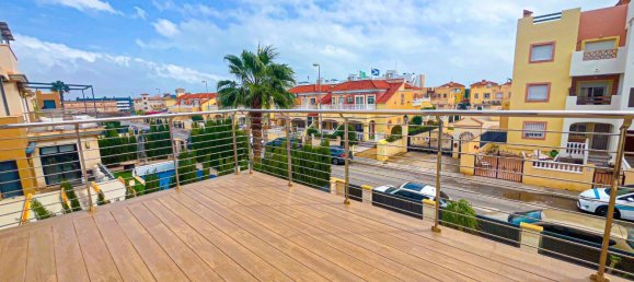5 dormitorios villa en venta en La Zenia, Alicante, Comunidad Valenciana, Spain № 366198 10