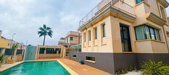 5 dormitorios villa en venta en La Zenia, Alicante, Comunidad Valenciana, Spain № 366198 20