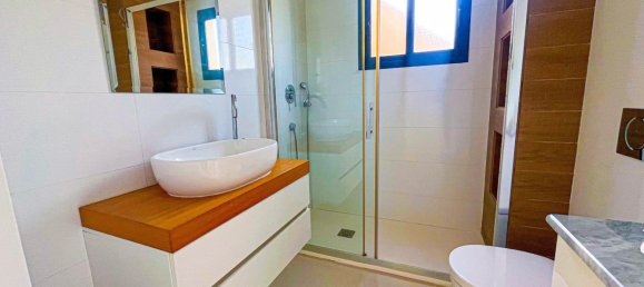 5 dormitorios villa en venta en La Zenia, Alicante, Comunidad Valenciana, Spain № 366198 8