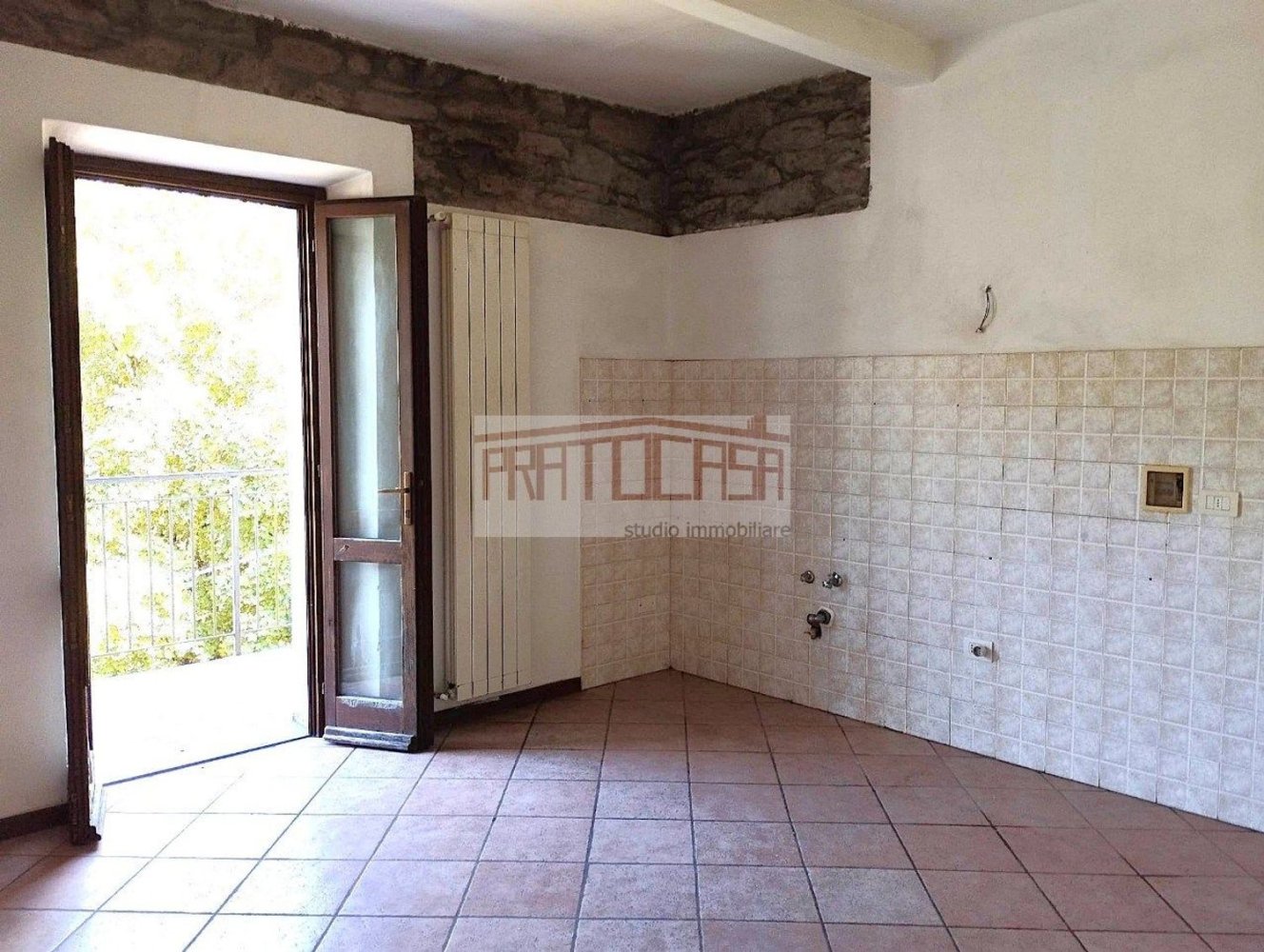 4 Schlafzimmer Wohnung in Vernio, Italy, Nr. 322306