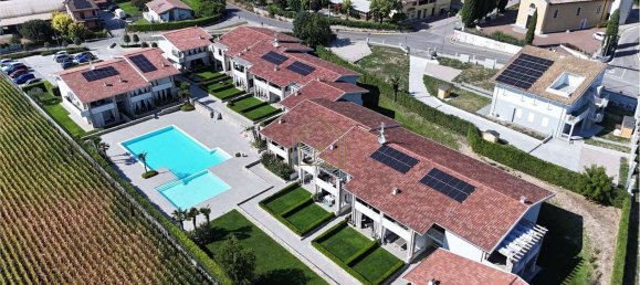 3-salle Appartement à Lonato del Garda, Italy No. 271896 16