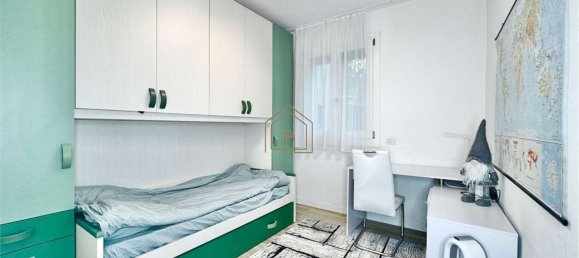 3-salle Appartement à Lonato del Garda, Italy No. 271896 12