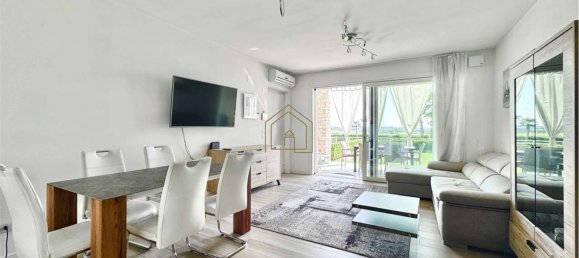 3-salle Appartement à Lonato del Garda, Italy No. 271896 6