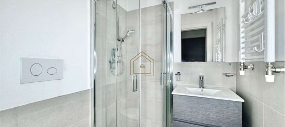 3-salle Appartement à Lonato del Garda, Italy No. 271896 13