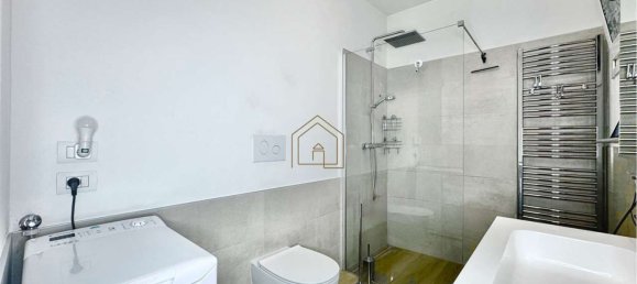 3-salle Appartement à Lonato del Garda, Italy No. 271896 9