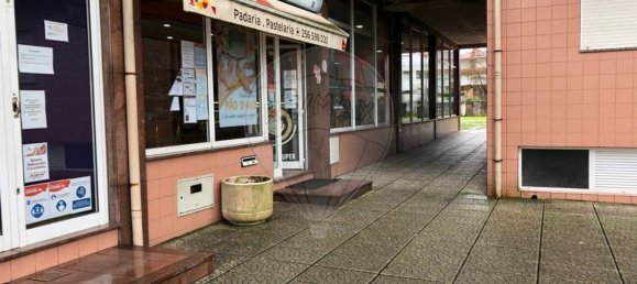 265m² Commercial property in Ovar, Portugal No. 90448 2