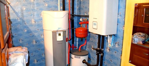 2 bedrooms House in Villebout, France No. 51460 8