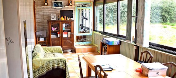 2 bedrooms House in Villebout, France No. 51460 2