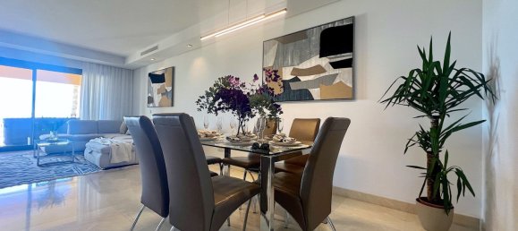 3 bedrooms Apartment in Benahavis, Spain No. 135005 8